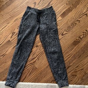 Lululemon joggers